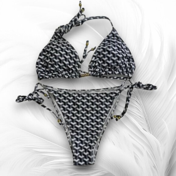 Women's Summer Bikini Swimsuit With Graphic Print Size: M - Picture 2 of 5